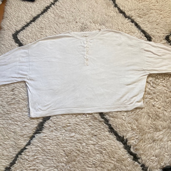 Ames Henley - Picture 1 of 17